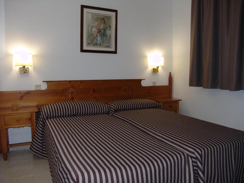 Apartamentos Santi Lloret de Mar Habitación foto