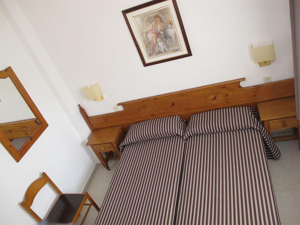 Apartamentos Santi Lloret de Mar Exterior foto